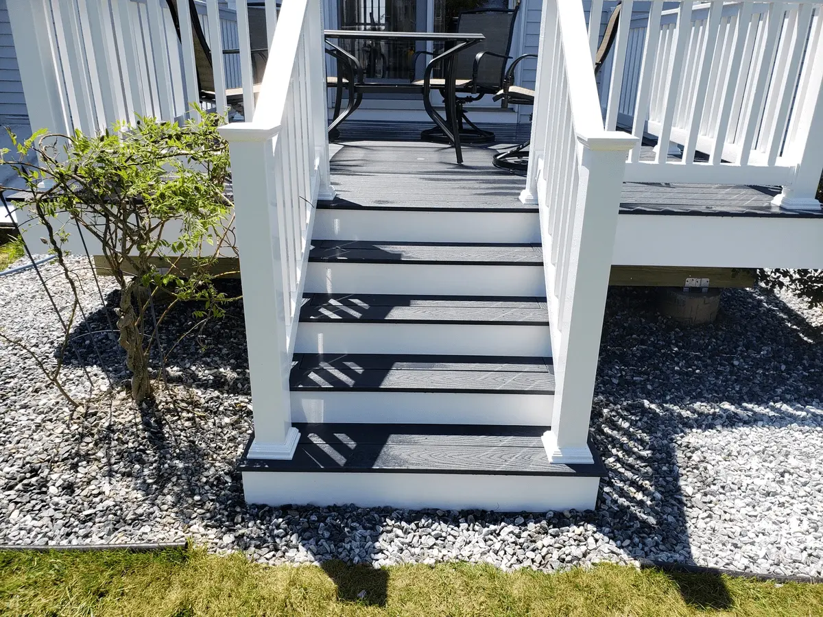 Trex "Winchester" - picture framed stair treads, PVC rim, risers and stringers